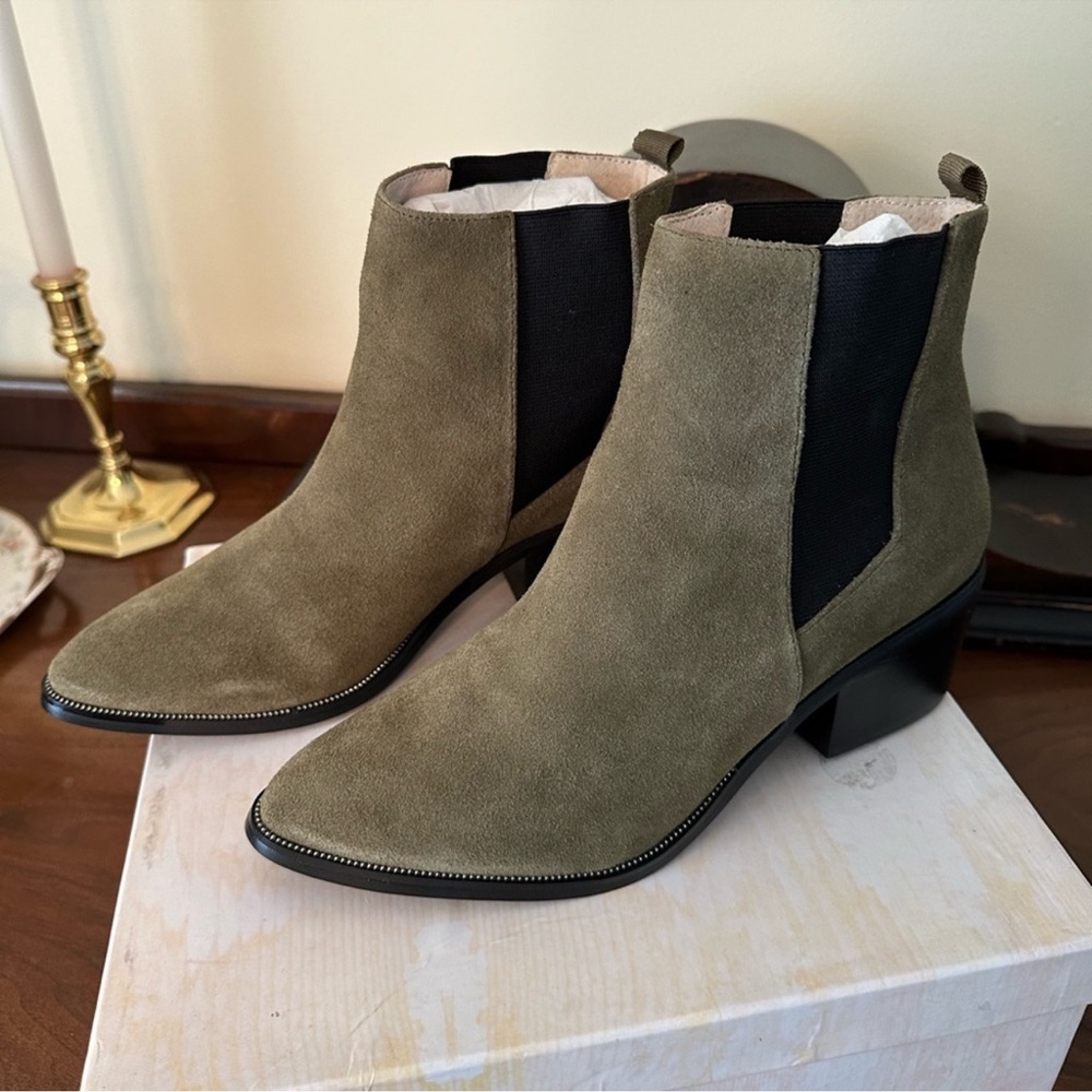 Sol Sana Suede Chelsea Ankle Boots in Olive Green US size 8